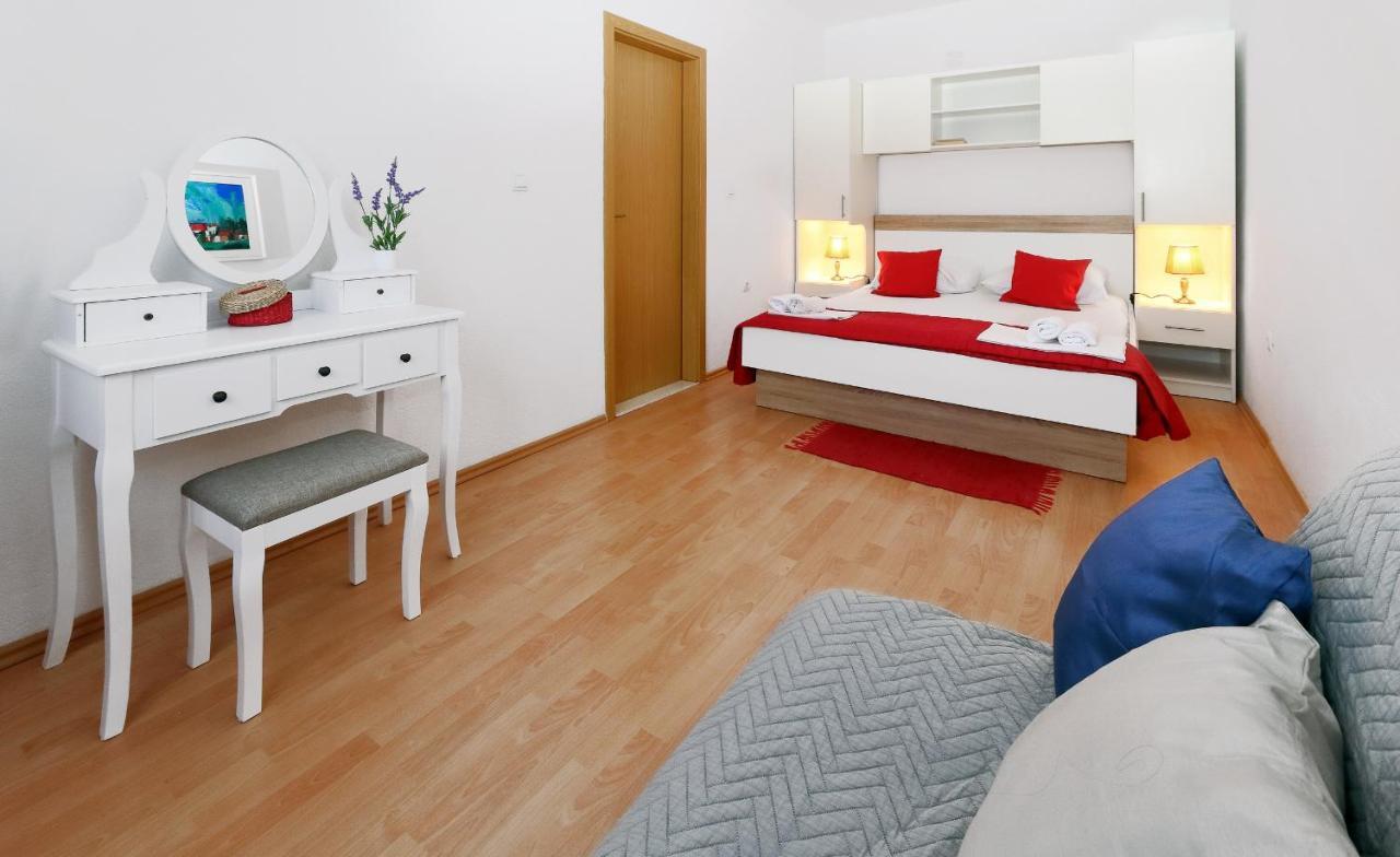 Apartments Miranda Sea & Nature มาคาร์สกา ภายนอก รูปภาพ